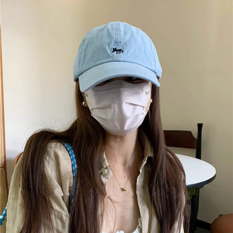 Wide-Brim Polyester Baseball Cap with Embroidered Details