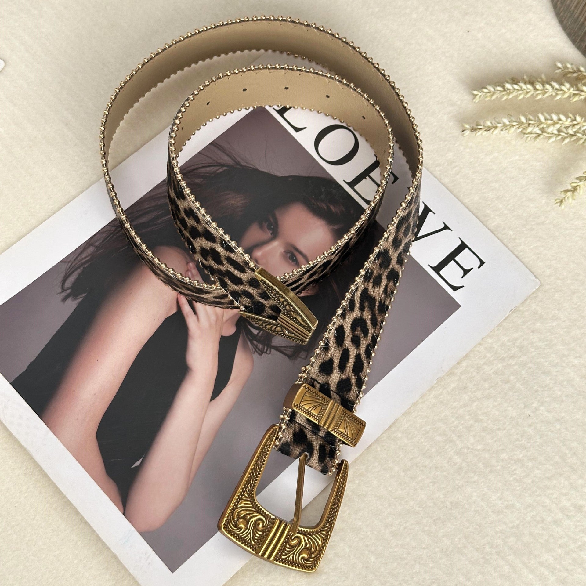 Leopard Jacquard PU Leather Belt with Alloy Pin Buckle
